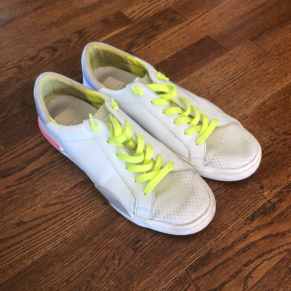 Dolce vita slip ons
